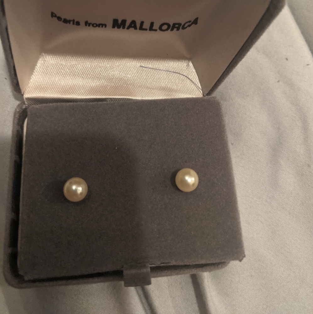 Simulated Majorca Pearls